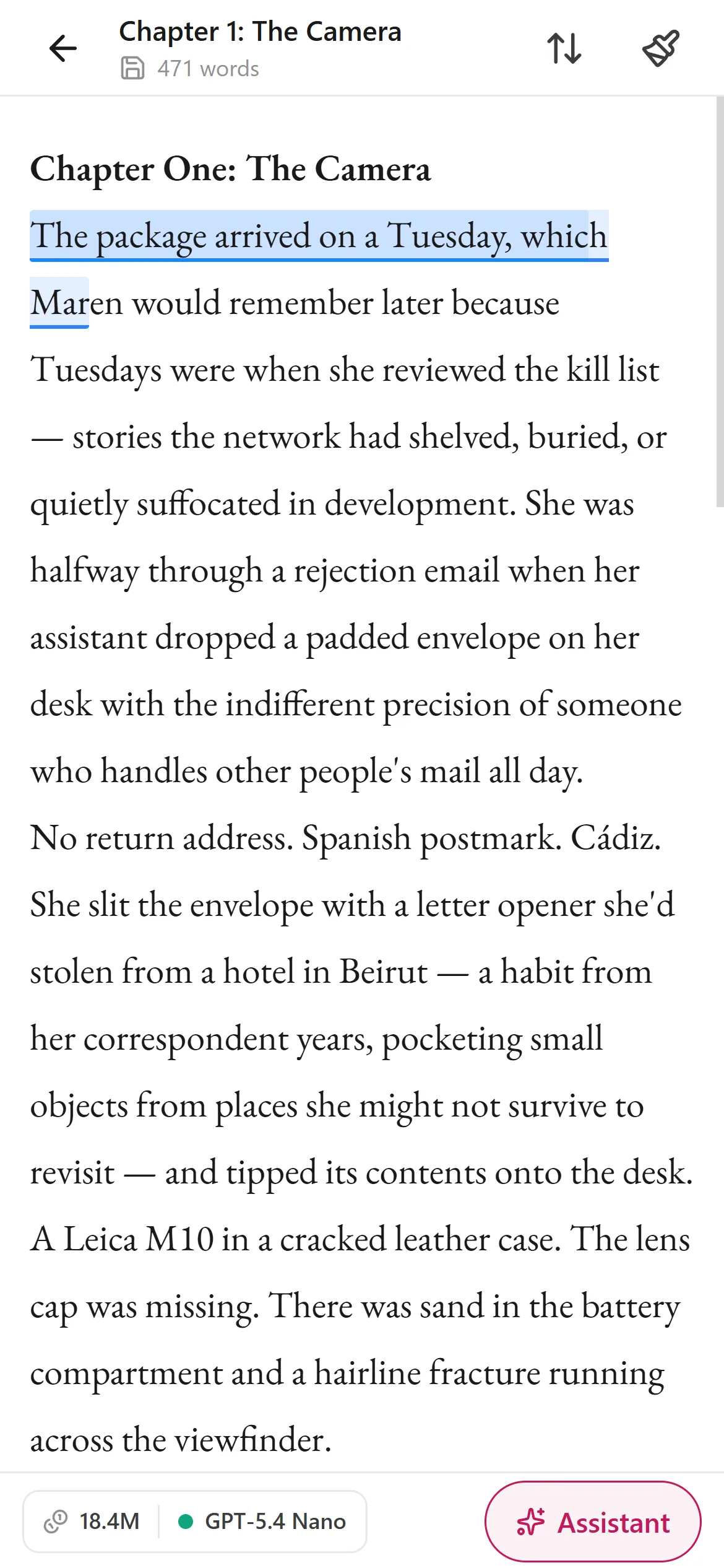 The mobile draft editor showing chapter prose in serif type with a formatting bar